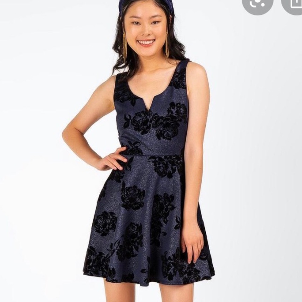 Floral Dress XS NWT